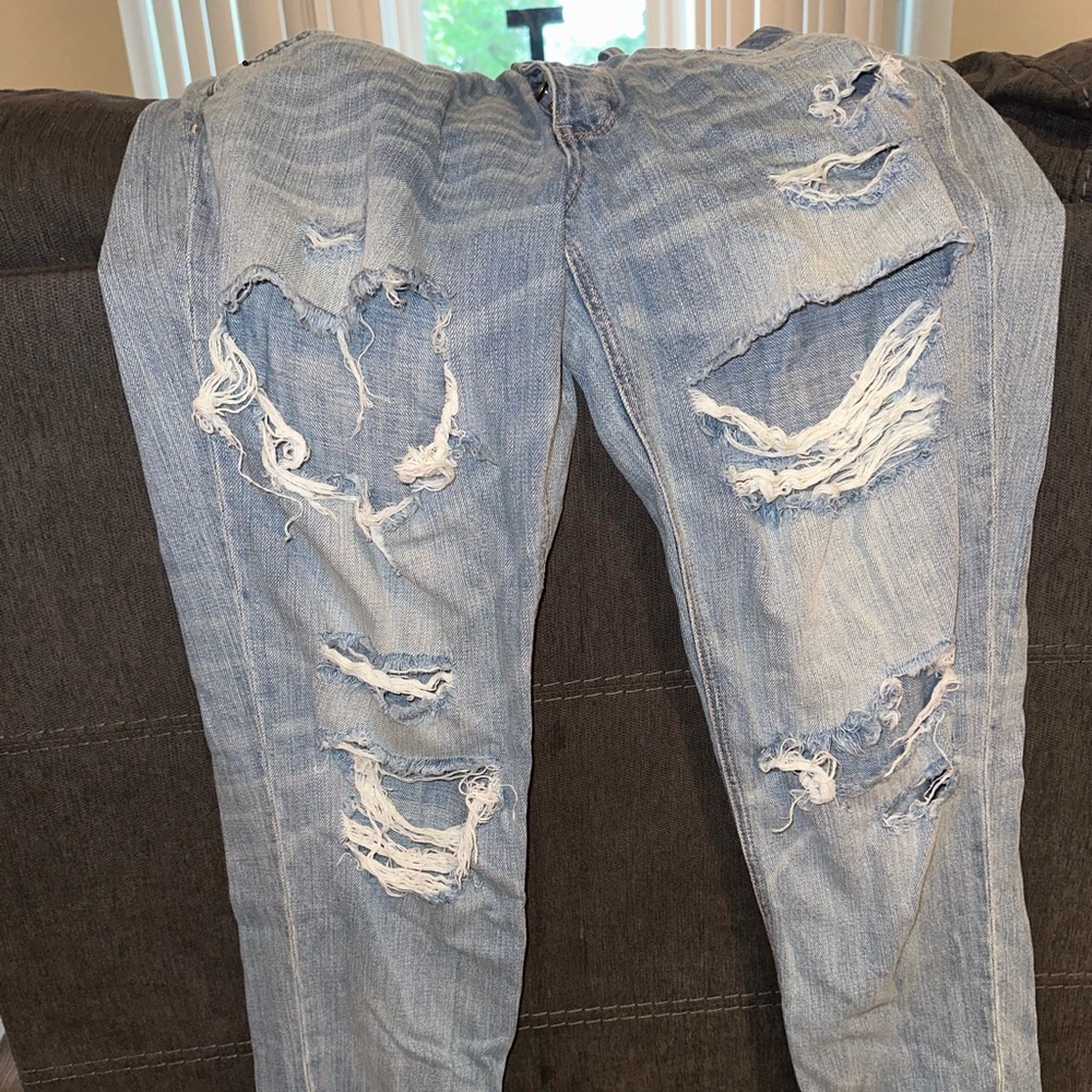 American eagle ripped jeans!